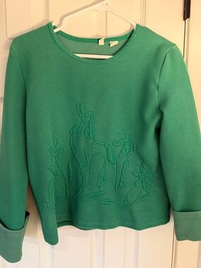 Moth X Anthropologie Green Floral Embroidered Embossed Cuffed Arms Cotton Top